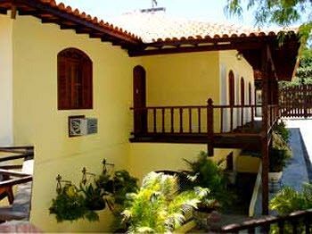 Flats Paguru Inn